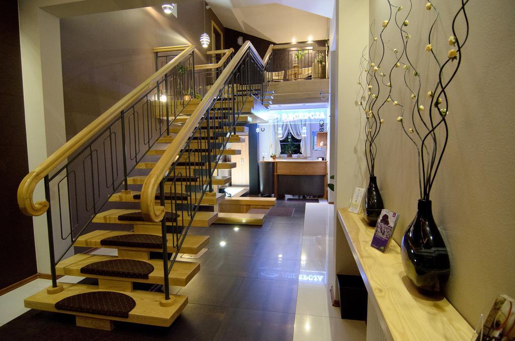 Hotelik Gościniec Pod Sosnami Drzonków Zielona Góra Zewnętrze zdjęcie